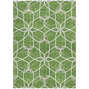 Homeroots 3' Geometric Washable Area Rug For Indoor & Outdoor Use - Stylish & Durable For High Traffic Areas Green Polyester 613006