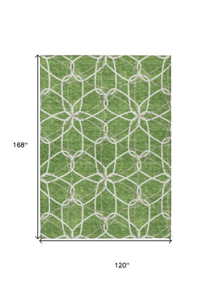 Homeroots 3' Geometric Washable Area Rug For Indoor & Outdoor Use - Stylish & Durable For High Traffic Areas Green Polyester 613006