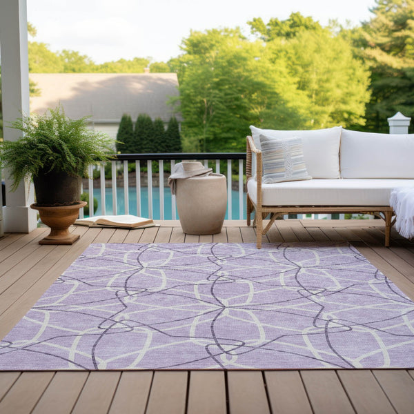 Homeroots 3' Geometric Washable Area Rug For Indoor & Outdoor Use - Stylish & Durable For High Traffic Areas Lavender Polyester 613013