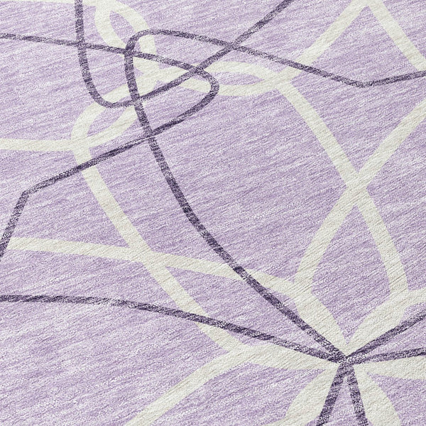 Homeroots 3' Geometric Washable Area Rug For Indoor & Outdoor Use - Stylish & Durable For High Traffic Areas Lavender Polyester 613015