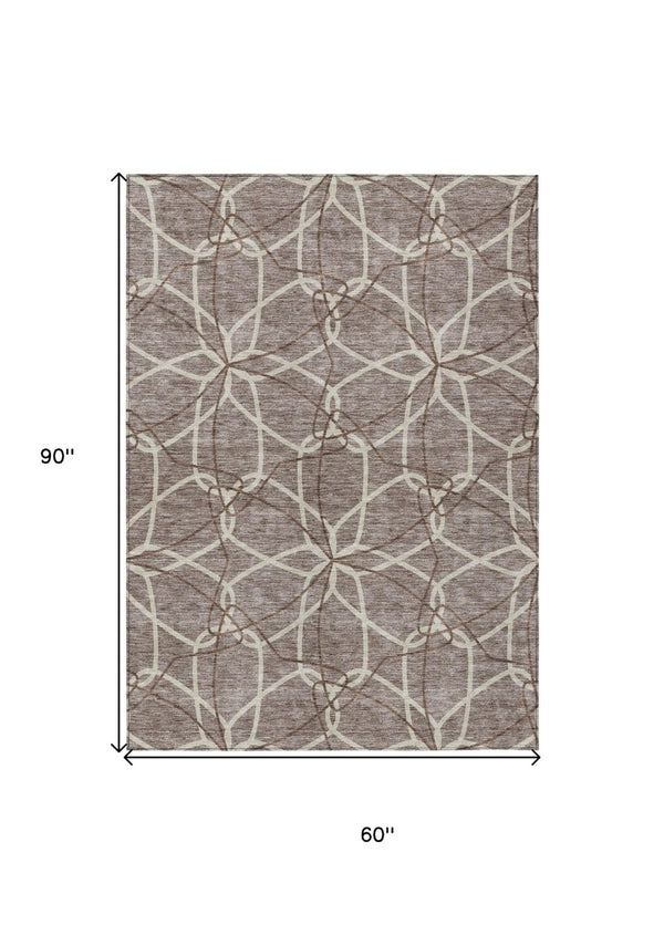 HomeRoots 5' Taupe and Ivory Geometric Area Rug - Stylish, Washable, Durable, Perfect for Indoor & Outdoor Spaces 5' X 8' 613050