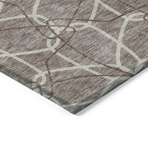 HomeRoots 5' Taupe and Ivory Geometric Area Rug - Stylish, Washable, Durable, Perfect for Indoor & Outdoor Spaces 5' X 8' 613050