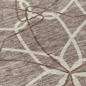 HomeRoots 5' Taupe and Ivory Geometric Area Rug - Stylish, Washable, Durable, Perfect for Indoor & Outdoor Spaces 8' Round 613051
