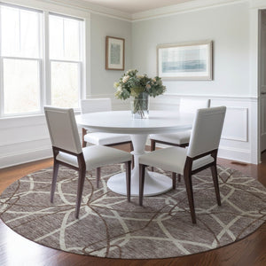 HomeRoots 5' Taupe and Ivory Geometric Area Rug - Stylish, Washable, Durable, Perfect for Indoor & Outdoor Spaces 8' Round 613051