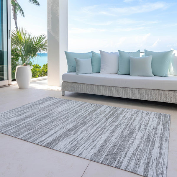 Homeroots 3' Abstract Washable Indoor Outdoor Area Rug - Durable, Stylish, And Easy To Maintain For Any Space Gray Polyester 613098