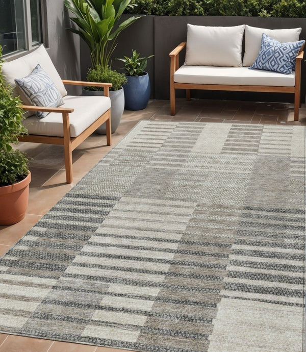 HomeRoots 5' Striped Area Rug - Washable, Durable, and Versatile for Indoor or Outdoor Spaces with Timeless Style 5' X 8' 613152