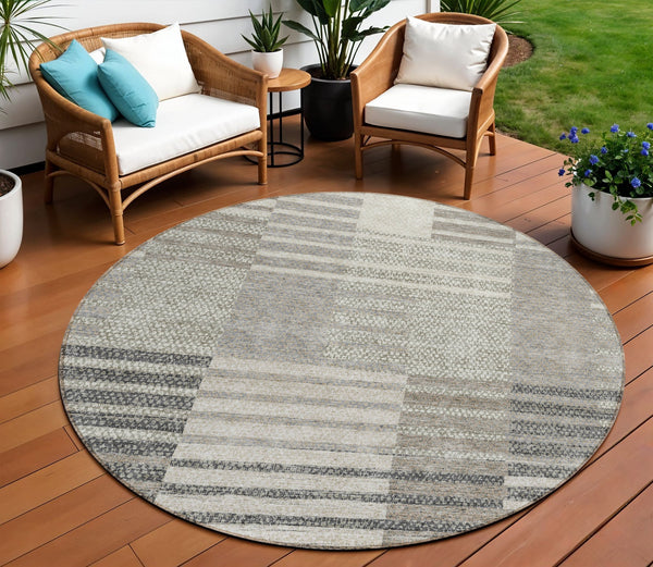 Homeroots 3' Stylish Striped Washable Area Rug For Indoor Or Outdoor Use - Durable, Easy To Clean Design Beige Polyester 613153