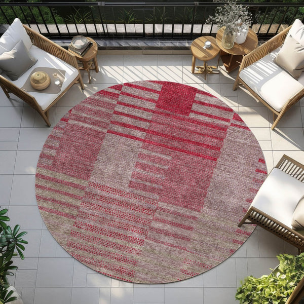 Homeroots 3' Stylish Striped Washable Area Rug For Indoor Or Outdoor Use - Durable, Easy To Clean Design Burgundy Polyester 613165