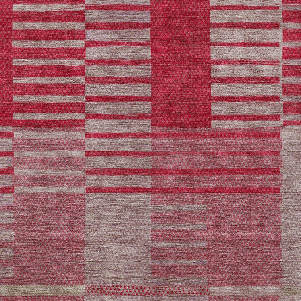 Homeroots 3' Stylish Striped Washable Area Rug For Indoor Or Outdoor Use - Durable, Easy To Clean Design Burgundy Polyester 613168