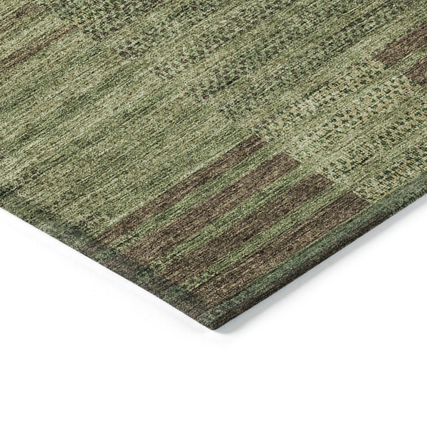 Homeroots 3' Stylish Striped Washable Area Rug For Indoor Or Outdoor Use - Durable, Easy To Clean Design Brown Polyester 613169