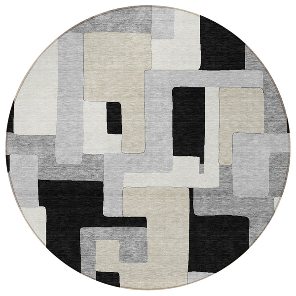 Homeroots 3' Stylish Geometric Washable Area Rug For Indoor And Outdoor Use - Durable & Versatile Design Black Polyester 613195