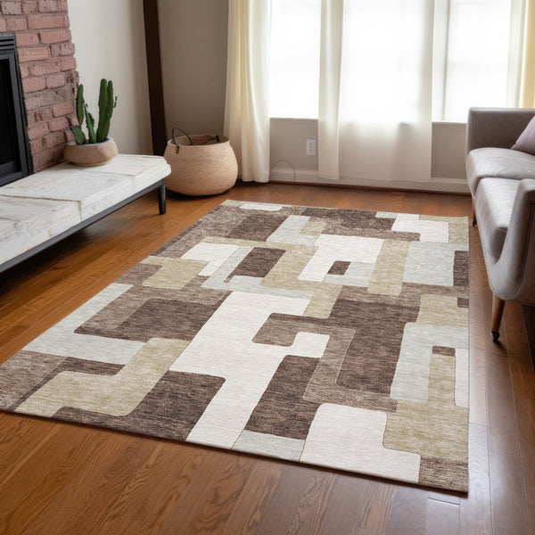 Homeroots 3' Stylish Geometric Washable Area Rug For Indoor And Outdoor Use - Durable & Versatile Design Brown Polyester 613204