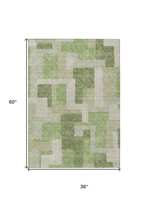 Homeroots 3' Stylish Geometric Washable Area Rug For Indoor And Outdoor Use - Durable & Versatile Design Green Polyester 613205