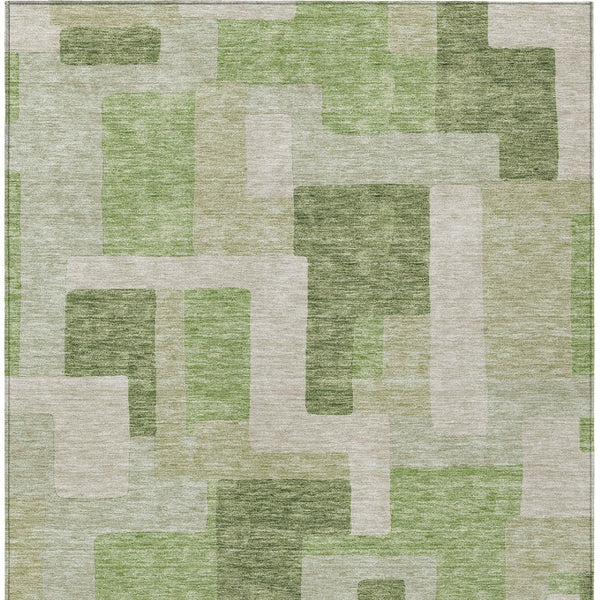 Homeroots 3' Stylish Geometric Washable Area Rug For Indoor And Outdoor Use - Durable & Versatile Design Green Polyester 613210