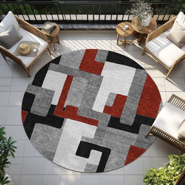Homeroots 3' Stylish Geometric Washable Area Rug For Indoor And Outdoor Use - Durable & Versatile Design Gray Polyester 613213