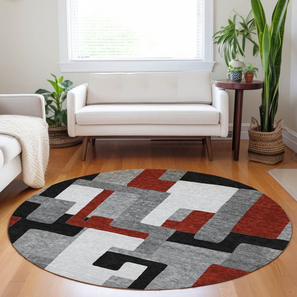 Homeroots 3' Stylish Geometric Washable Area Rug For Indoor And Outdoor Use - Durable & Versatile Design Gray Polyester 613213