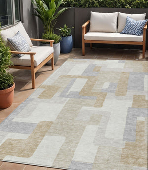 Homeroots 3' Stylish Geometric Washable Area Rug For Indoor And Outdoor Use - Durable & Versatile Design Ivory Polyester 613218