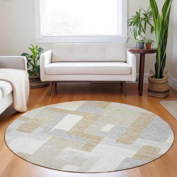 Homeroots 3' Stylish Geometric Washable Area Rug For Indoor And Outdoor Use - Durable & Versatile Design Ivory Polyester 613219