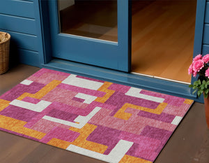 Homeroots 3' Stylish Geometric Washable Area Rug For Indoor And Outdoor Use - Durable & Versatile Design Pink Polyester 613223
