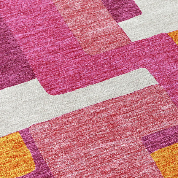 Homeroots 3' Stylish Geometric Washable Area Rug For Indoor And Outdoor Use - Durable & Versatile Design Pink Polyester 613225