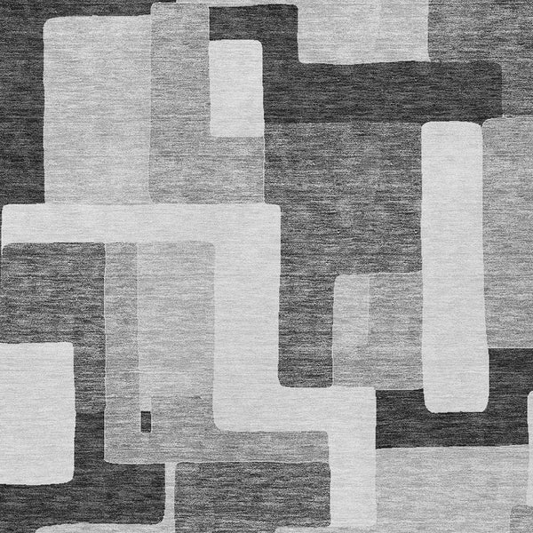 Homeroots 3' Stylish Geometric Washable Area Rug For Indoor And Outdoor Use - Durable & Versatile Design Silver Polyester 613241