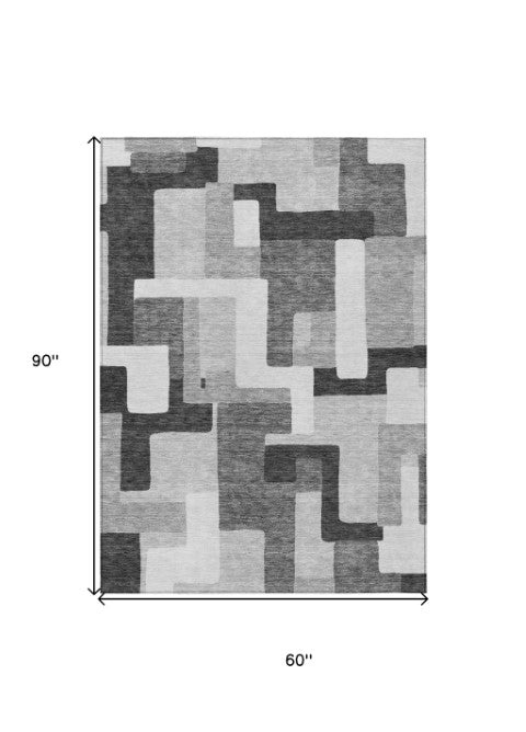 Homeroots 3' Stylish Geometric Washable Area Rug For Indoor And Outdoor Use - Durable & Versatile Design Silver Polyester 613242