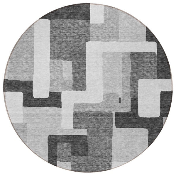 Homeroots 3' Stylish Geometric Washable Area Rug For Indoor And Outdoor Use - Durable & Versatile Design Silver Polyester 613243