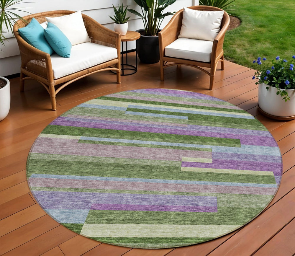HomeRoots 5' Washable Indoor Outdoor Area Rug in Striking Moss Green, Olive, and Purple for Any Space 8' Round 613268