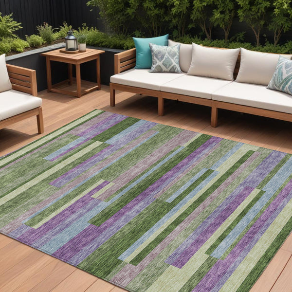Homeroots 3' Striped Washable Area Rug For Indoor And Outdoor Spaces - Durable, Stylish, And Easy To Maintain Moss Green Polyester 613270