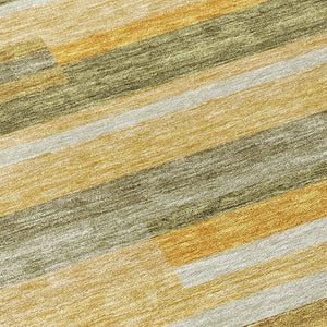 HomeRoots 5' Gold Wheat and Ivory Striped Washable Area Rug - Stylish Indoor/Outdoor Decor for Any Space 8' Round 613280