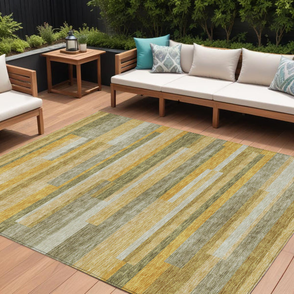 Homeroots 3' Striped Washable Area Rug For Indoor And Outdoor Spaces - Durable, Stylish, And Easy To Maintain Gold Polyester 613283
