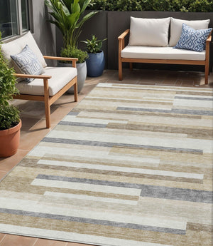Homeroots 3' Striped Washable Area Rug For Indoor And Outdoor Spaces - Durable, Stylish, And Easy To Maintain Ivory Polyester 613285