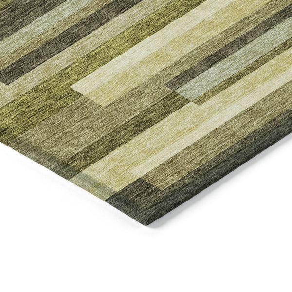 Homeroots 3' Striped Washable Area Rug For Indoor And Outdoor Spaces - Durable, Stylish, And Easy To Maintain Olive Green Polyester 613303
