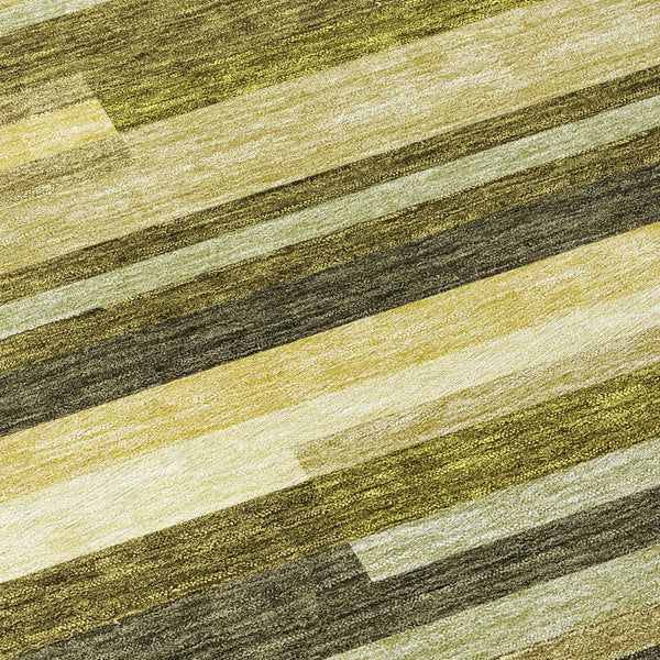 Homeroots 3' Striped Washable Area Rug For Indoor And Outdoor Spaces - Durable, Stylish, And Easy To Maintain Olive Green Polyester 613304