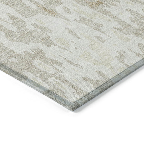 Homeroots 3' X 5' Elegant Abstract Washable Area Rug For Indoor And Outdoor Spaces - Durable & Stylish Design Beige Polyester 613320