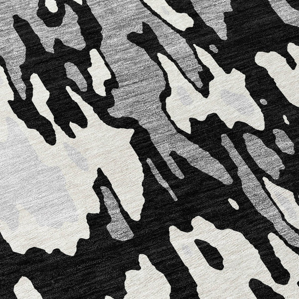 Homeroots 3' X 5' Elegant Abstract Washable Area Rug For Indoor And Outdoor Spaces - Durable & Stylish Design Black Polyester 613328