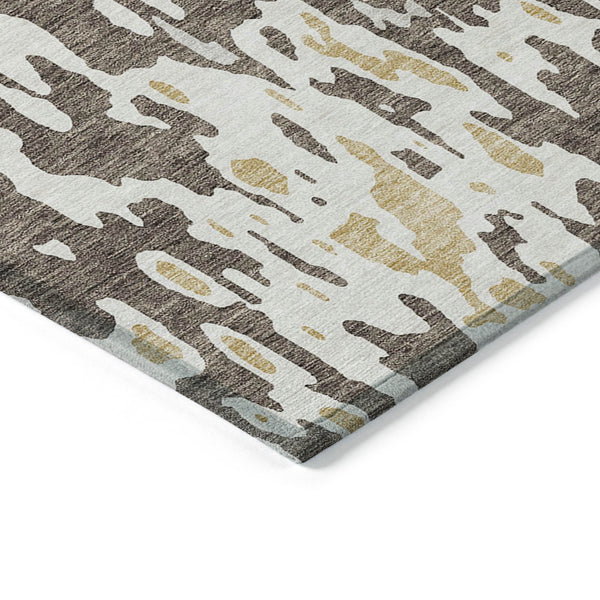 Homeroots 3' X 5' Elegant Abstract Washable Area Rug For Indoor And Outdoor Spaces - Durable & Stylish Design Brown Polyester 613335