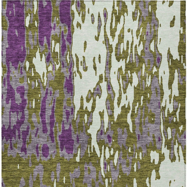 Homeroots 3' X 5' Elegant Abstract Washable Area Rug For Indoor And Outdoor Spaces - Durable & Stylish Design Olive Green Polyester 613357