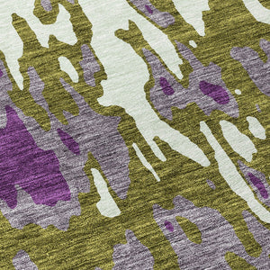 Homeroots 3' X 5' Elegant Abstract Washable Area Rug For Indoor And Outdoor Spaces - Durable & Stylish Design Olive Green Polyester 613358