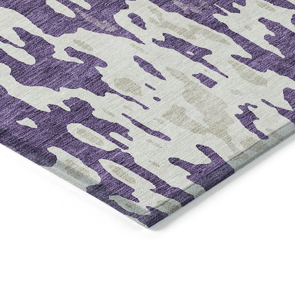 Homeroots 3' X 5' Elegant Abstract Washable Area Rug For Indoor And Outdoor Spaces - Durable & Stylish Design Purple Polyester 613368