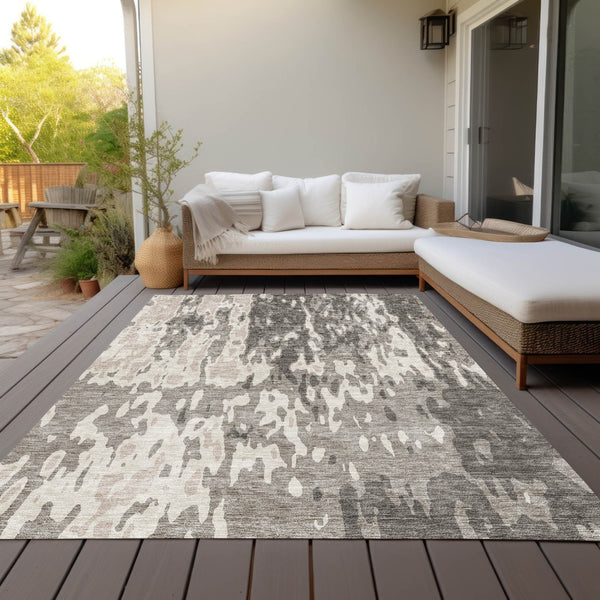 Homeroots 3' X 5' Elegant Abstract Washable Area Rug For Indoor And Outdoor Spaces - Durable & Stylish Design Taupe Polyester 613385