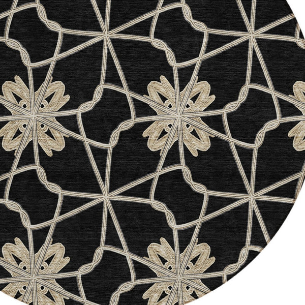 HomeRoots 5' Black and Ivory Geometric Area Rug - Durable, Washable, Indoor/Outdoor Use for Modern Spaces 8' Round 613406