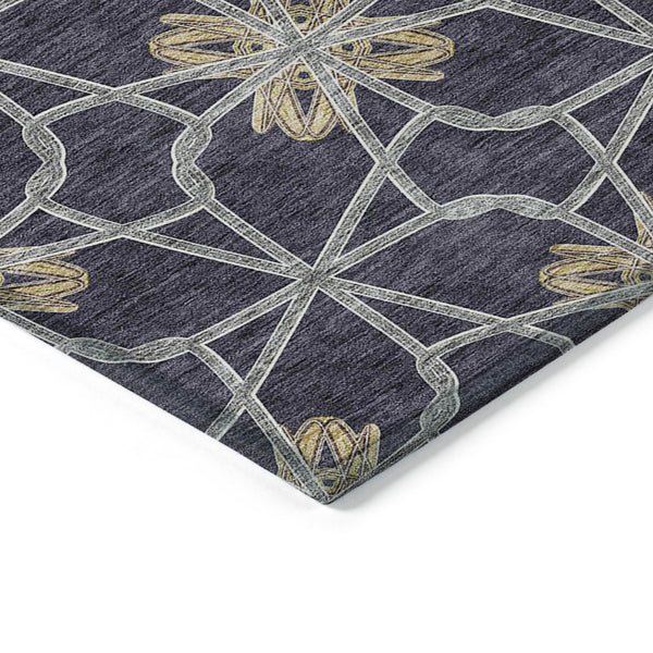 Homeroots 3' Stylish Geometric Washable Area Rug For Indoor Or Outdoor Use - Durable, Stain-resistant Design Charcoal Polyester 613427