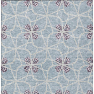Homeroots 3' Stylish Geometric Washable Area Rug For Indoor Or Outdoor Use - Durable, Stain-resistant Design Denim Blue Polyester 613428