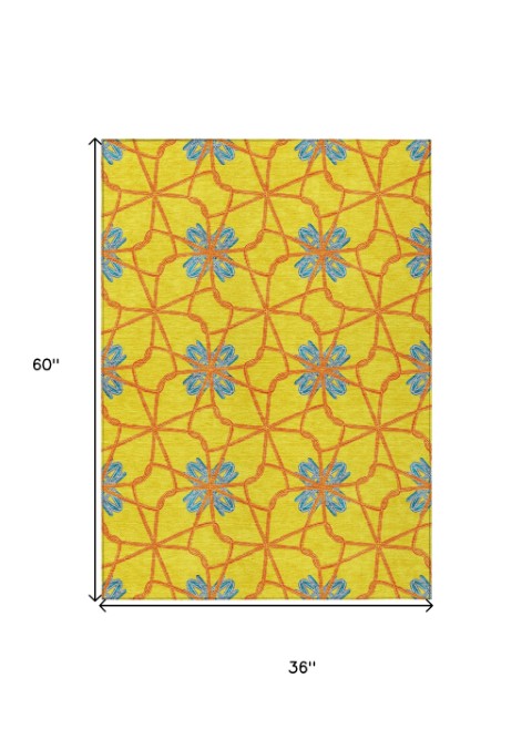 Homeroots 3' Stylish Geometric Washable Area Rug For Indoor Or Outdoor Use - Durable, Stain-resistant Design Yellow Polyester 613452