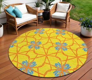 HomeRoots 5' Geometric Yellow and Teal Area Rug - Stylish, Washable Design for Indoor and Outdoor Use 8' Round 613454