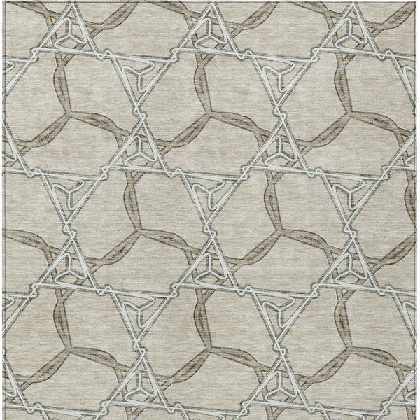 Homeroots 3' Geometric Washable Indoor Outdoor Area Rug - Stylish, Durable Design For Home & Patio Spaces Beige Polyester 613461