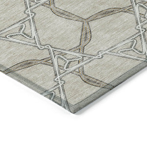 Homeroots 3' Geometric Washable Indoor Outdoor Area Rug - Stylish, Durable Design For Home & Patio Spaces Beige Polyester 613462
