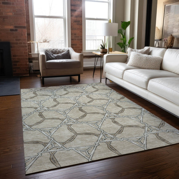 Homeroots 3' Geometric Washable Indoor Outdoor Area Rug - Stylish, Durable Design For Home & Patio Spaces Beige Polyester 613463