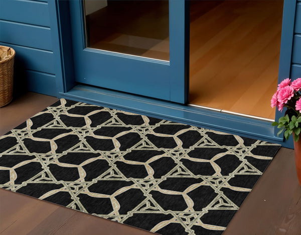 Homeroots 3' Geometric Washable Indoor Outdoor Area Rug - Stylish, Durable Design For Home & Patio Spaces Black Polyester 613464